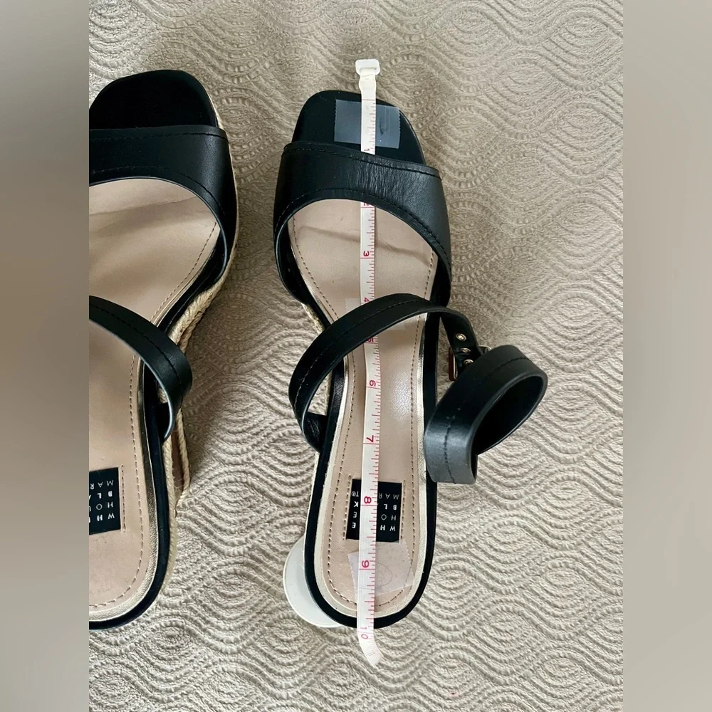 White House Black Market wedge heels in black leather w/ faux wood wedge size 8